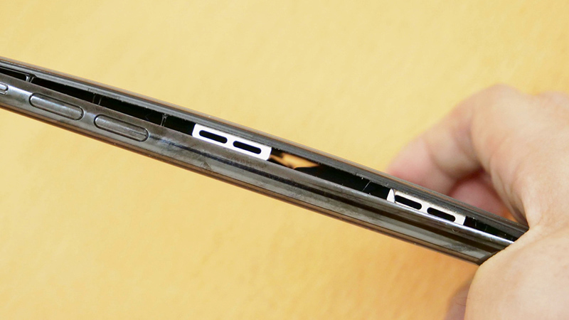 Nguyên nhân iPhone bị hở viền màn hình