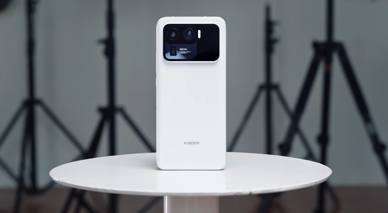 thiet-ke-moi-cua-xiaomi-17-pro-va-pro-max-tuong-tu-xiaomi-mi-11-ultra Màn hình phụ của Xiaomi Mi 11 Ultra